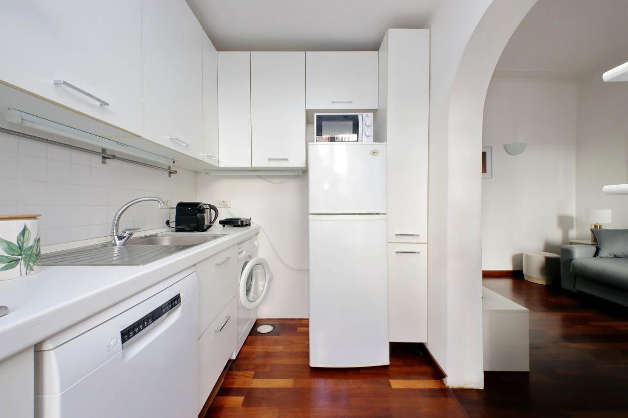 Domus Lou Elegante Appartamento In Trastevere Roma Екстер'єр фото